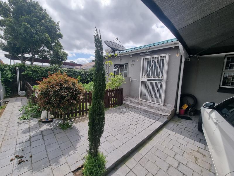 2 Bedroom Property for Sale in Ruyterwacht Western Cape